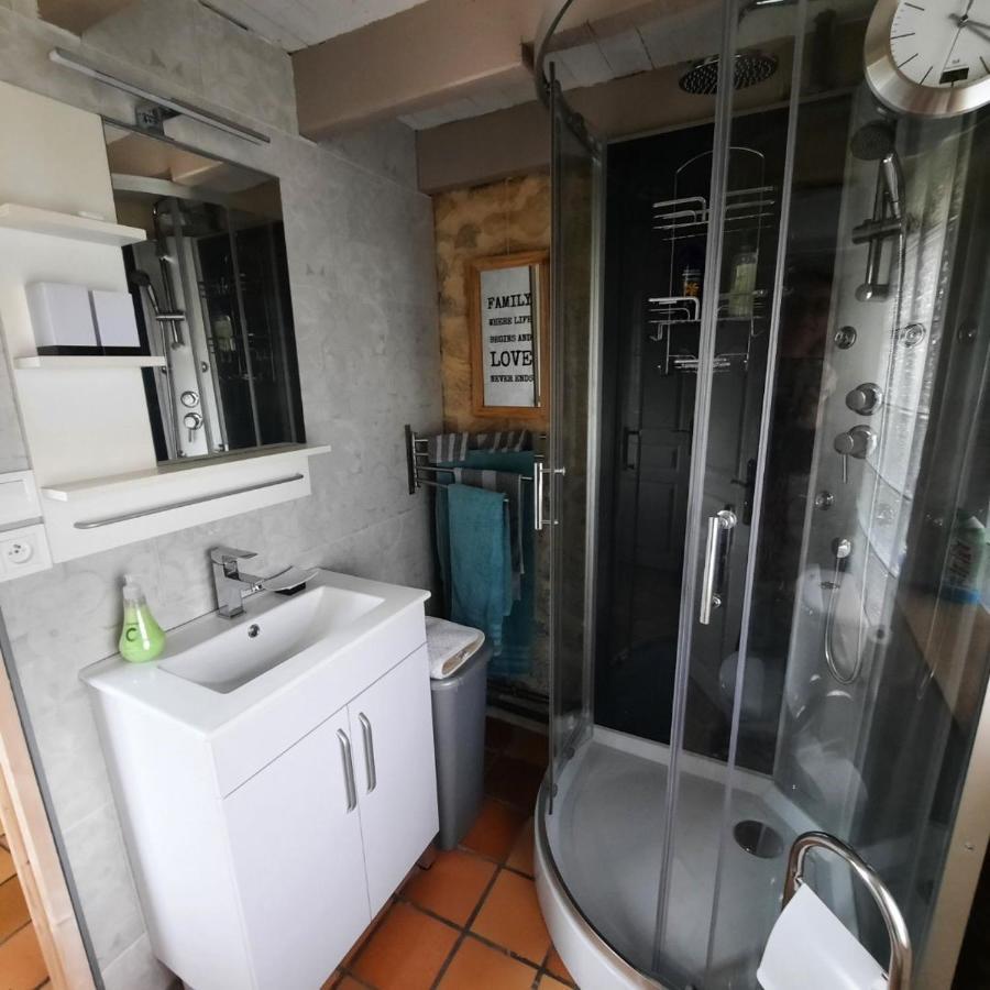 Aux Portes Du Chateau Cottage Intimiste Et Cosy A L'Abri Des Regards Propice A La Detente Rinxent エクステリア 写真